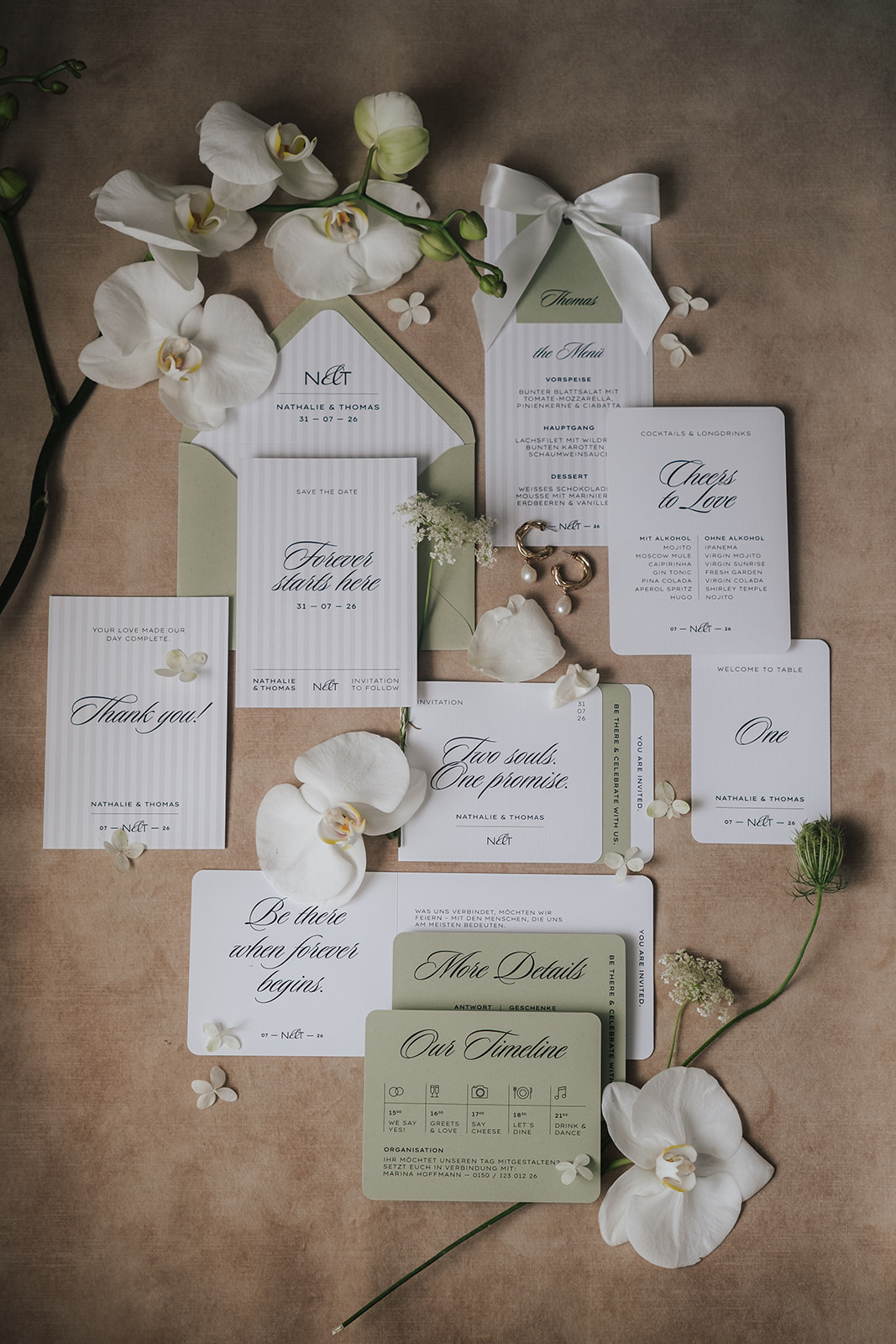 Natalie & Thomas / Summer Field & Chandelier Romance